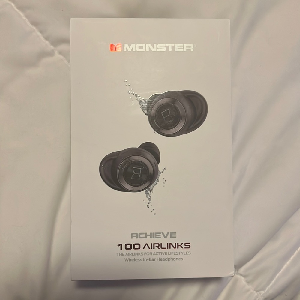Monster achieve 100 airlinks wireless bluetooth earbuds